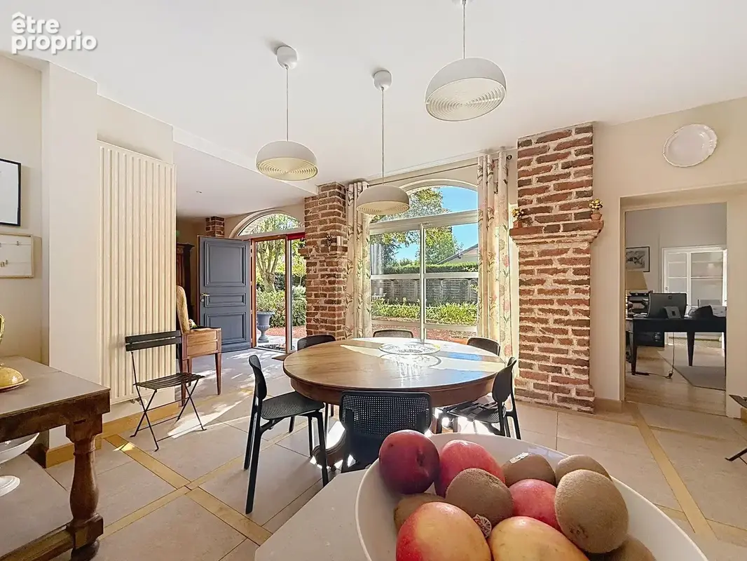 Maison 12 pièces 335 m² à vendre à Montbrison (42600) - photo 5