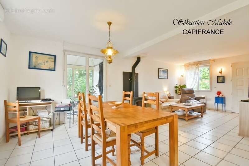 Maison à ROZ-SUR-COUESNON