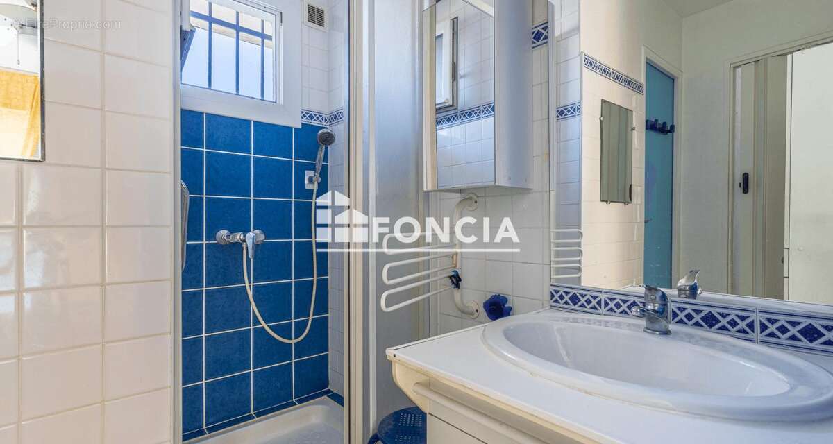 Appartement à BORMES-LES-MIMOSAS