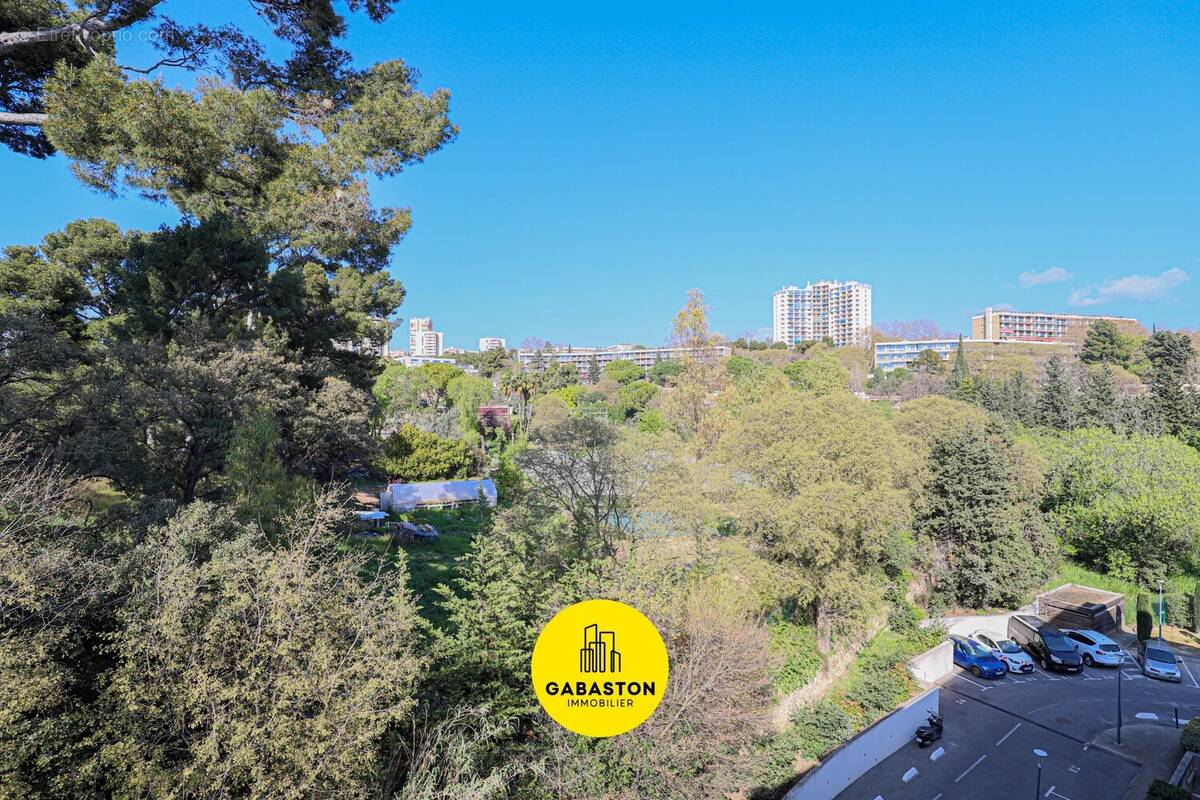 Appartement à MARSEILLE-12E