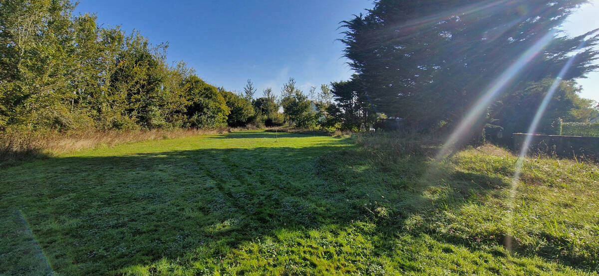 Terrain à SAINT-GILDAS-DE-RHUYS
