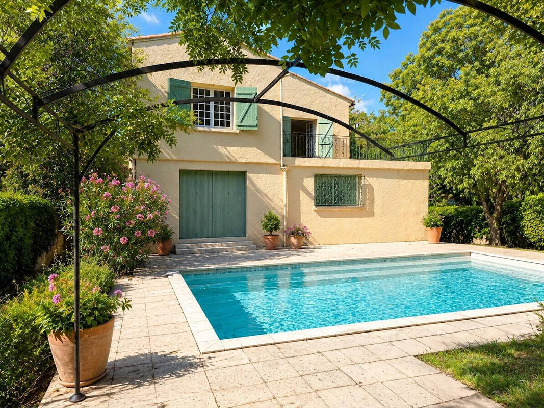 Maison à NIMES