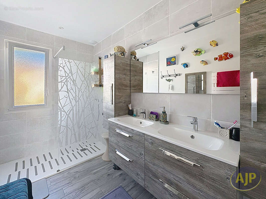 Maison à SALLERTAINE