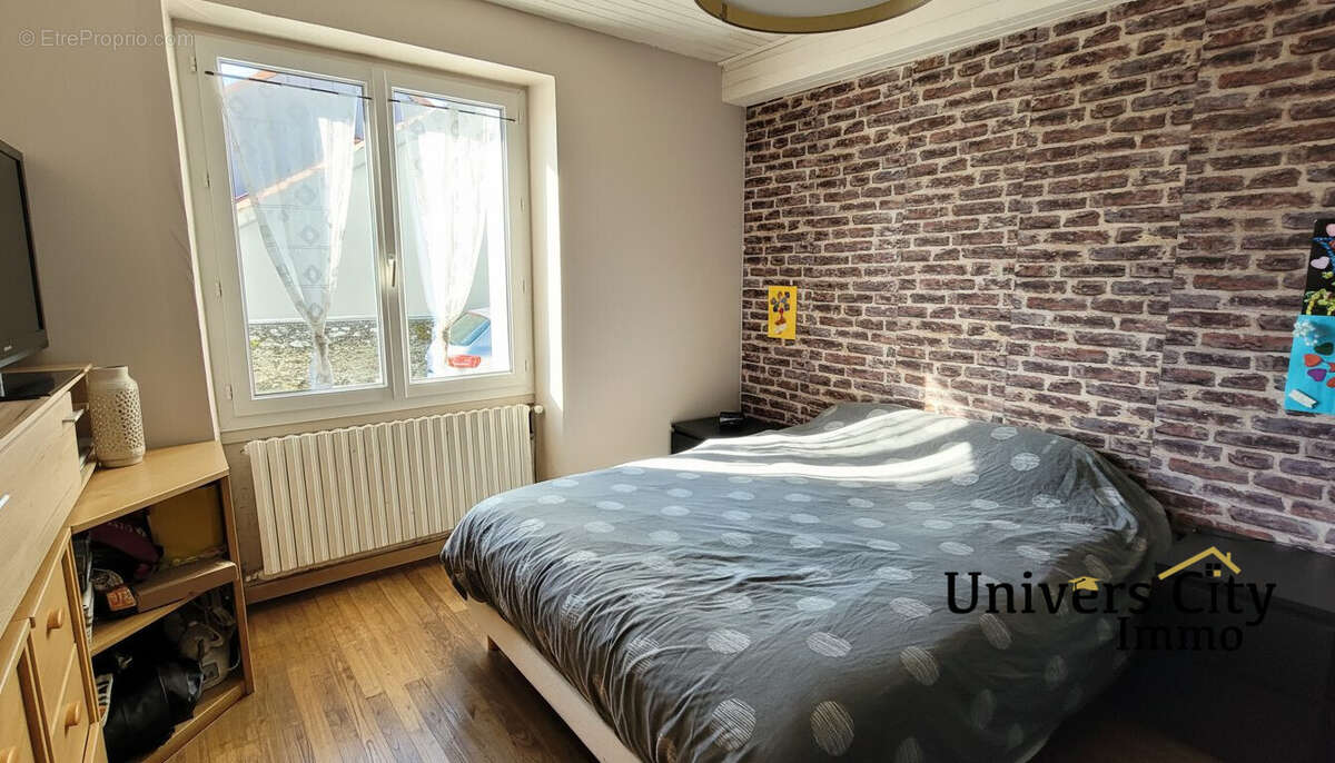 Maison à PONT-SAINT-MARTIN