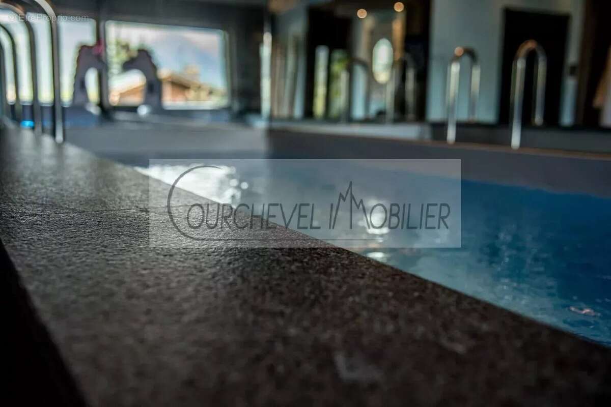 Maison à LA PERRIERE