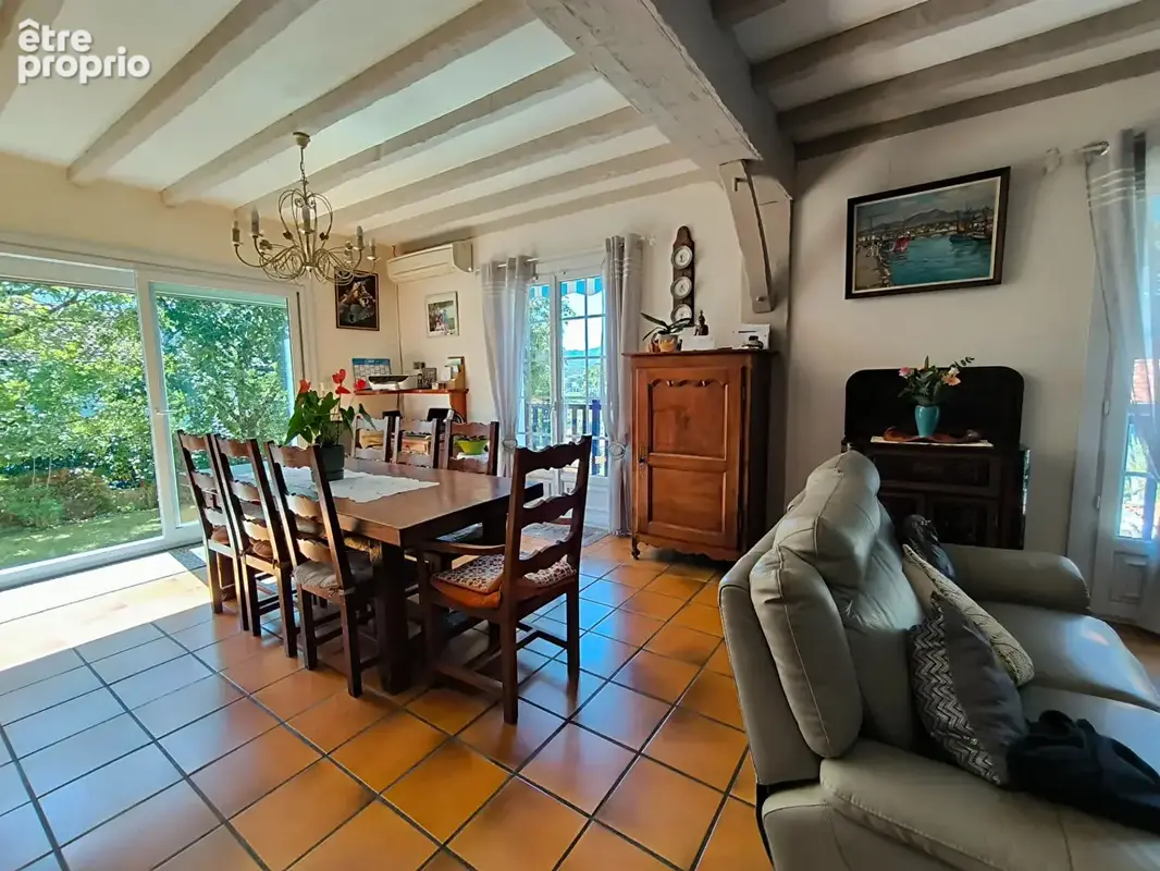 Maison 8 pièce(s) 185 m2 - photo 4
