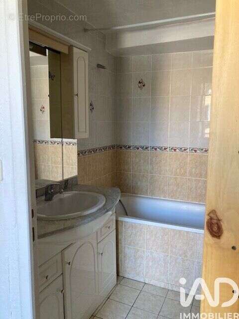 Photo 4 - Maison à LA BASTIDE-DES-JOURDANS