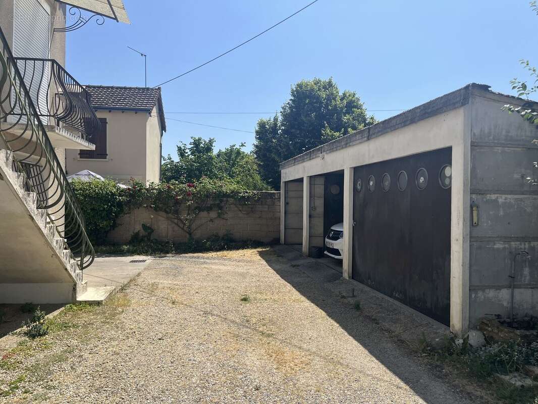 Maison à CHATELLERAULT