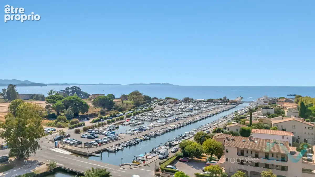 A vendre villa avec piscine pres des plages  la londe les maures  port  de miramar - photo 24