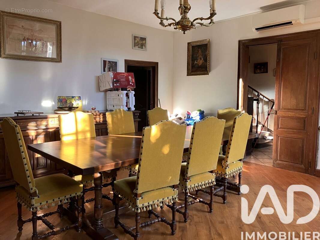 Maison 183 m² à Perols-Sur-Vezere  - photo 8