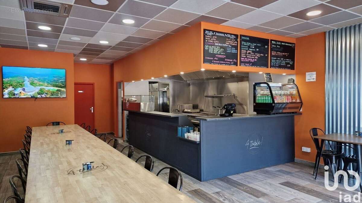 Photo 4 - Commerce à CARNOUX-EN-PROVENCE