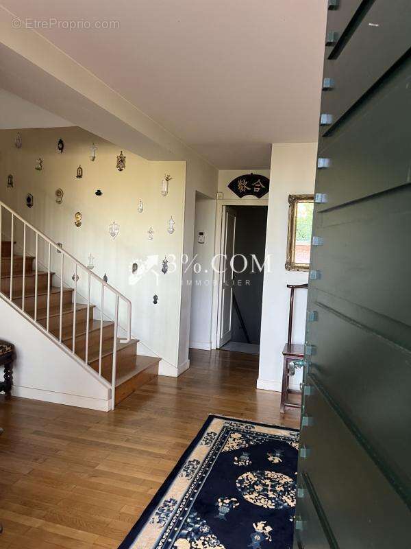 3%. com immobilier à  poitiers - photo 6