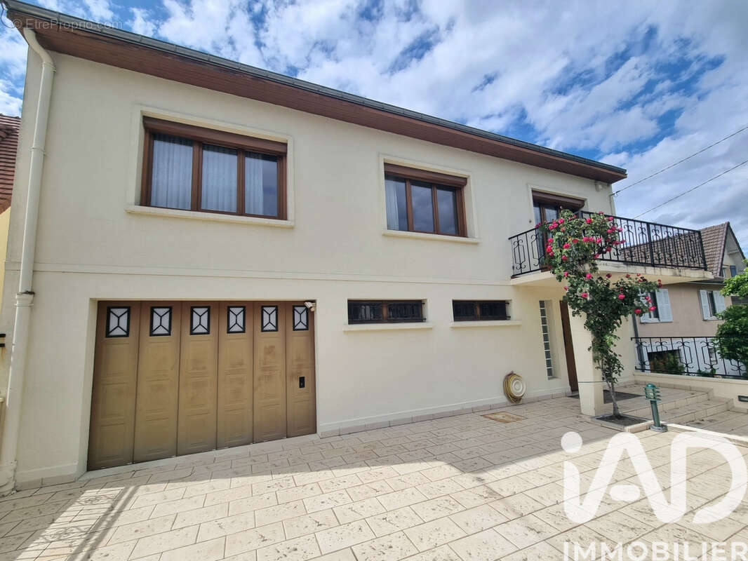 Photo 2 - Maison à YERRES
