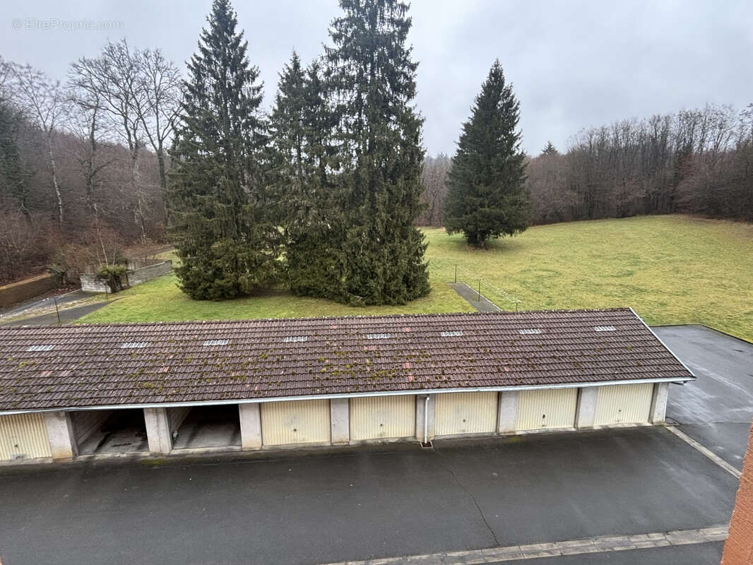 Appartement à DAMPIERRE-LES-BOIS