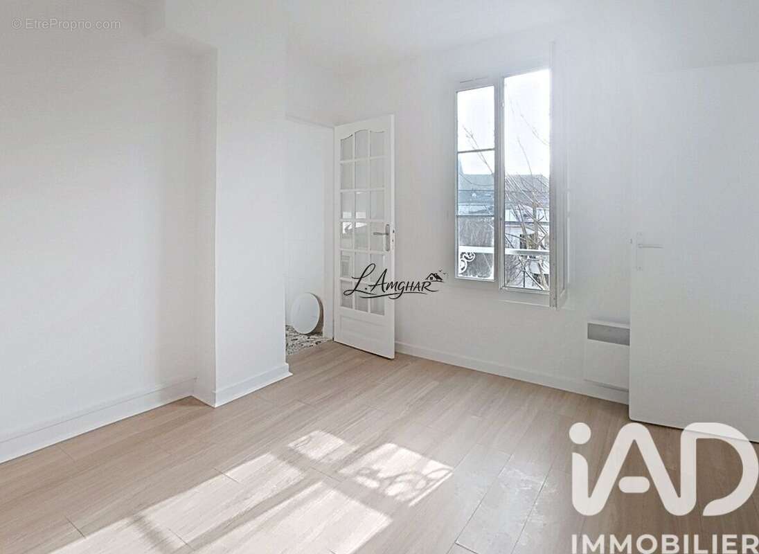Photo 2 - Appartement à SAINT-DENIS