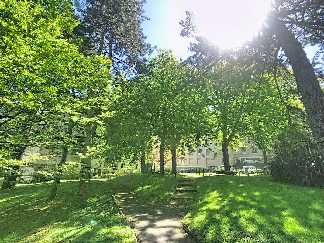 Appartement à RUEIL-MALMAISON