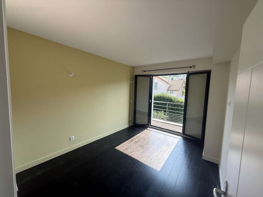 Appartement 77 m² à Cachan  - photo 6