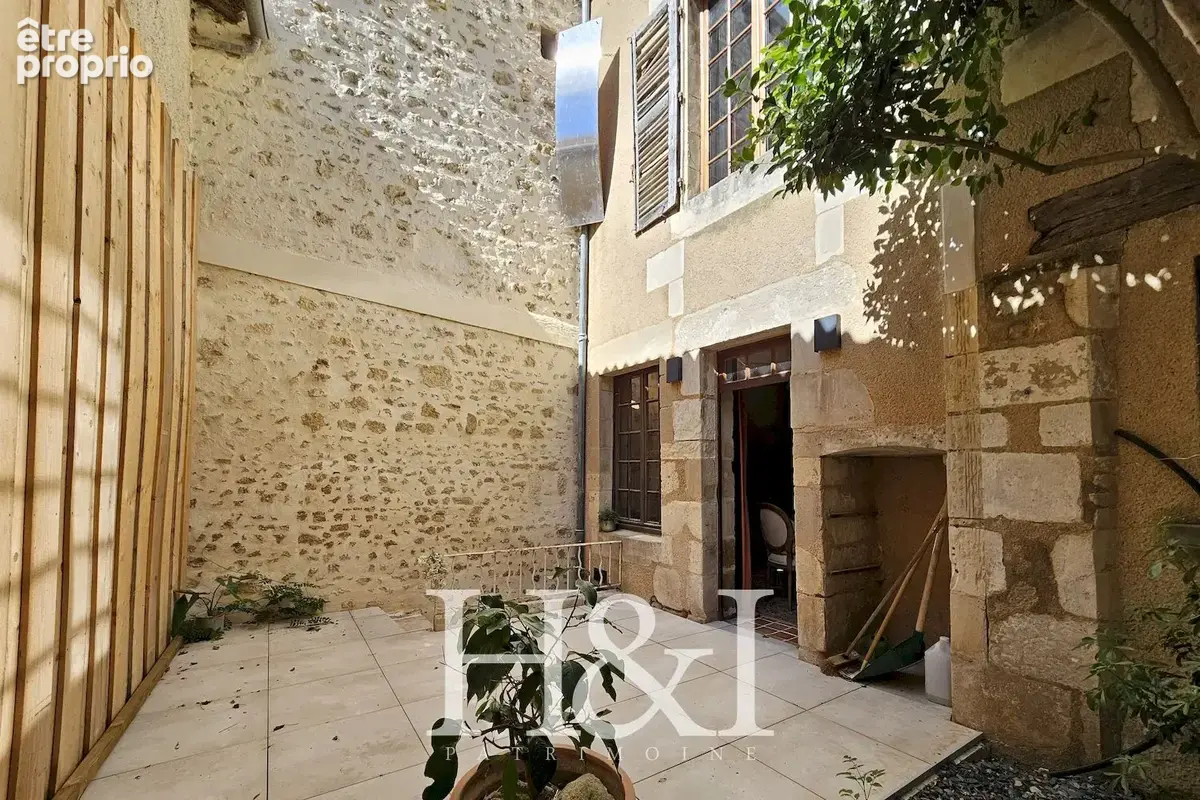 Maison à POITIERS