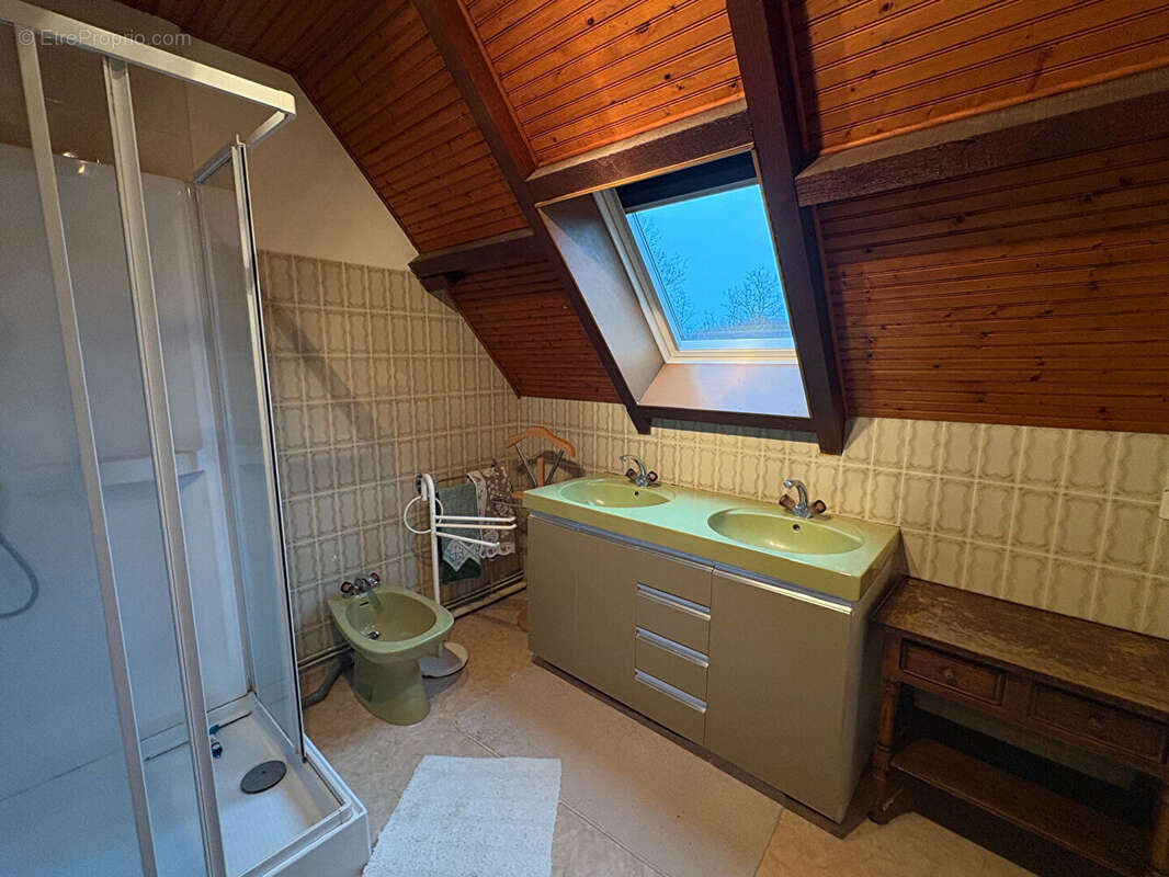 Maison à SAINT-HILAIRE-LES-PLACES