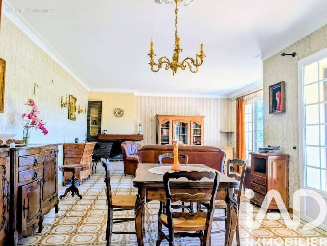 Photo 4 - Maison à PIGNANS