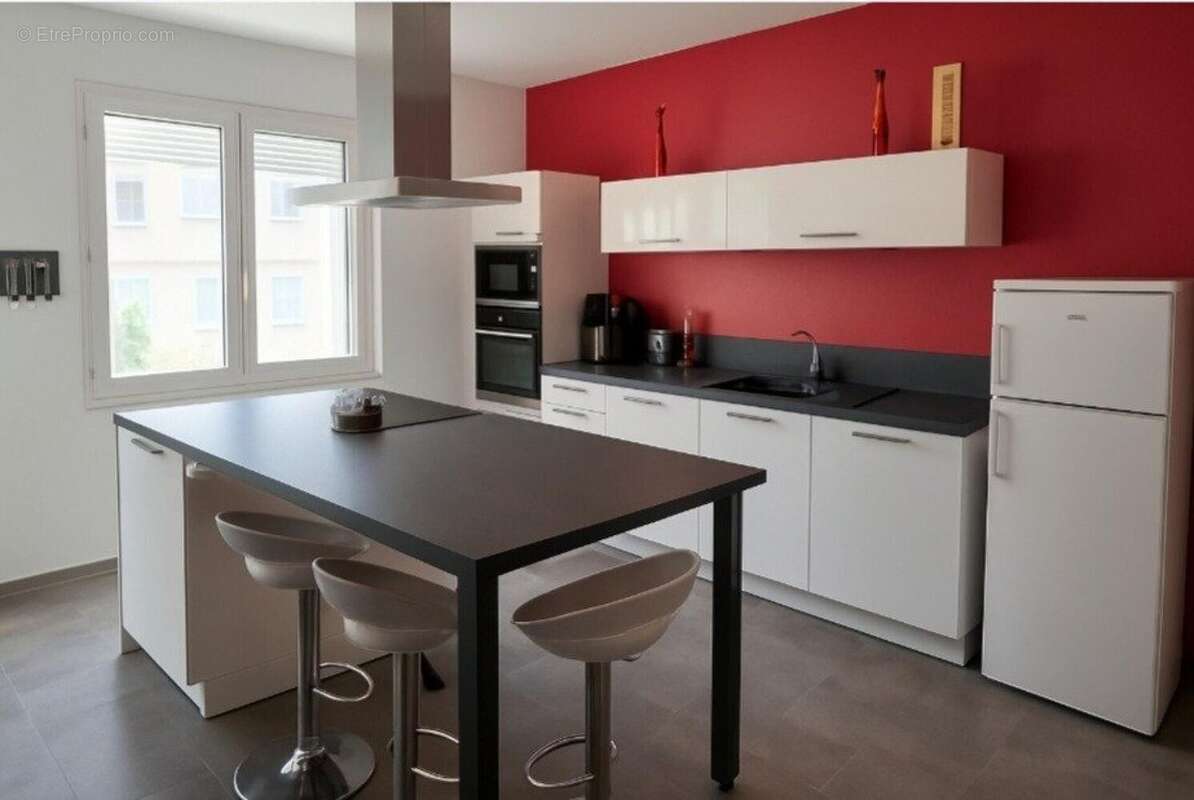 Photo 2 - Maison à CHATELLERAULT