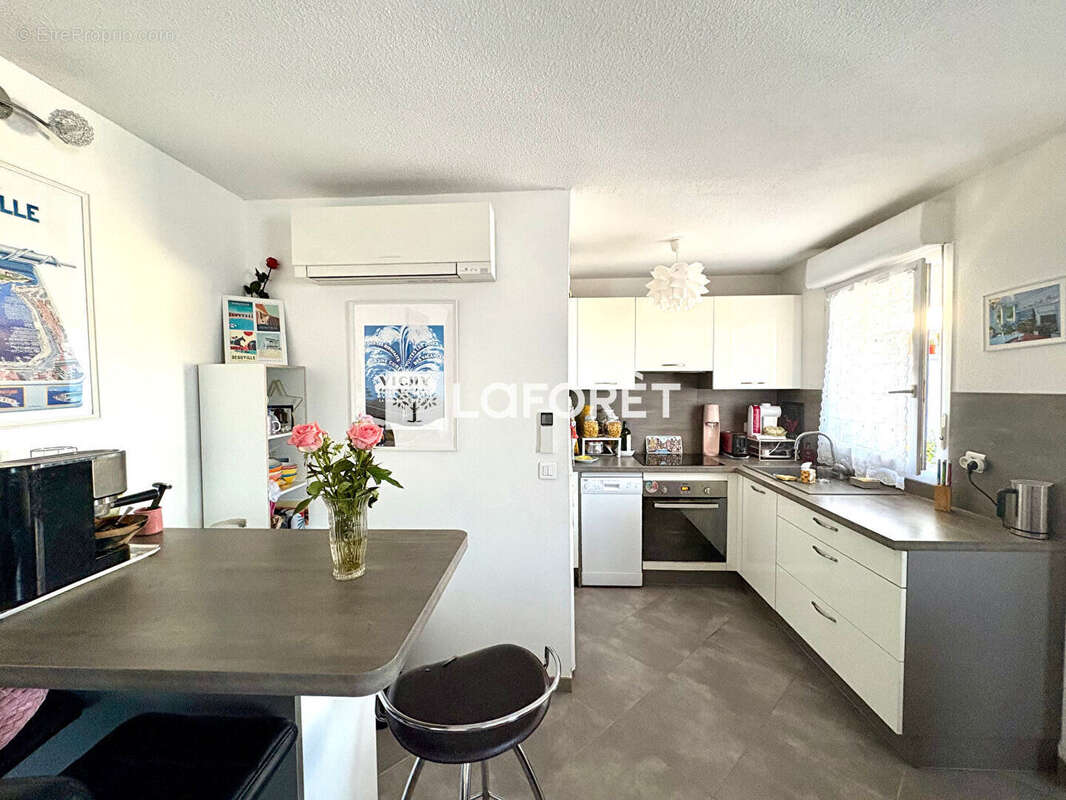 Appartement à LATTES