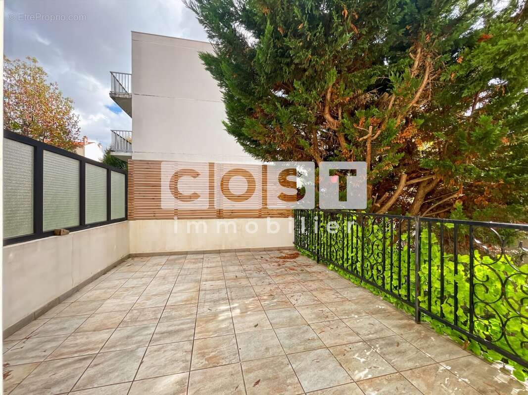 Maison à ASNIERES-SUR-SEINE