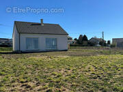 Maison à SAINT-GERVAIS-D'AUVERGNE