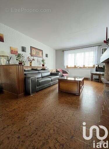 Photo 7 - Maison à COSNES-ET-ROMAIN