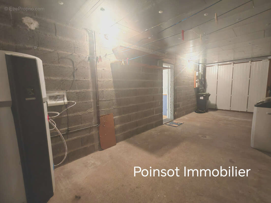 Maison à LA ROUXIERE