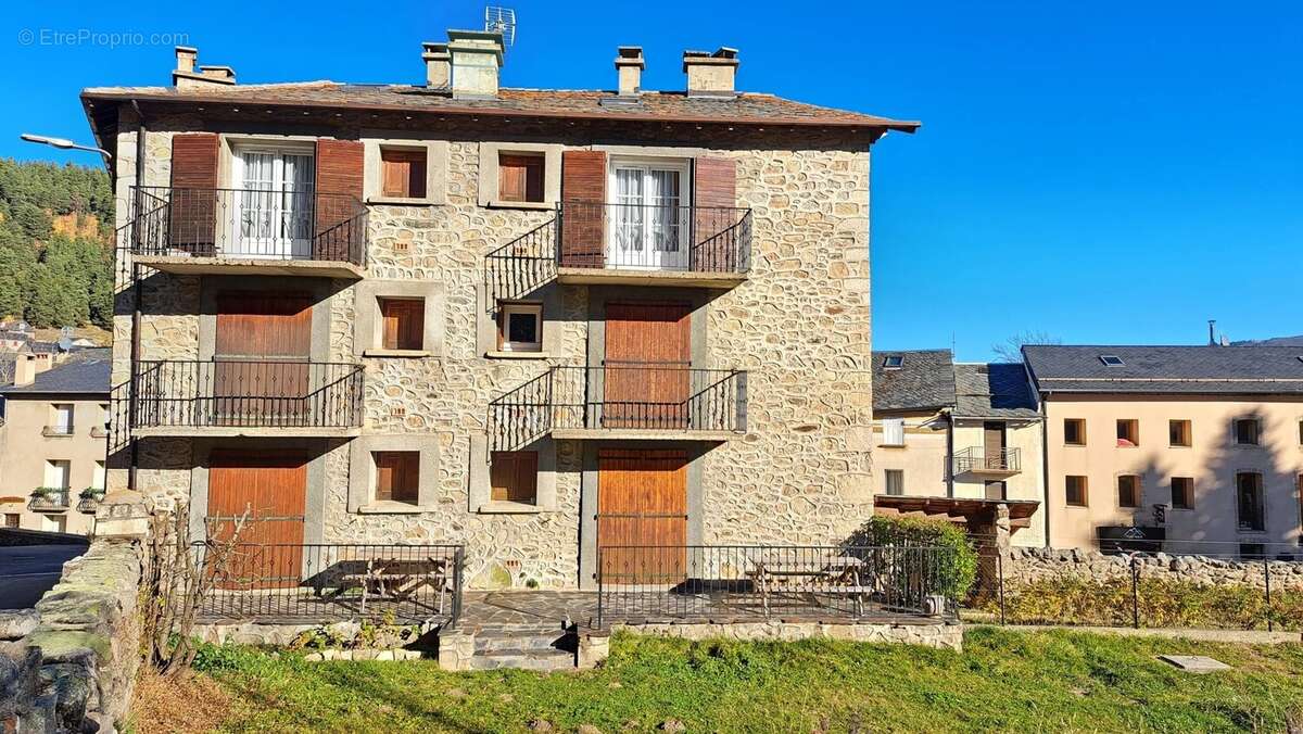 Appartement à FORMIGUERES