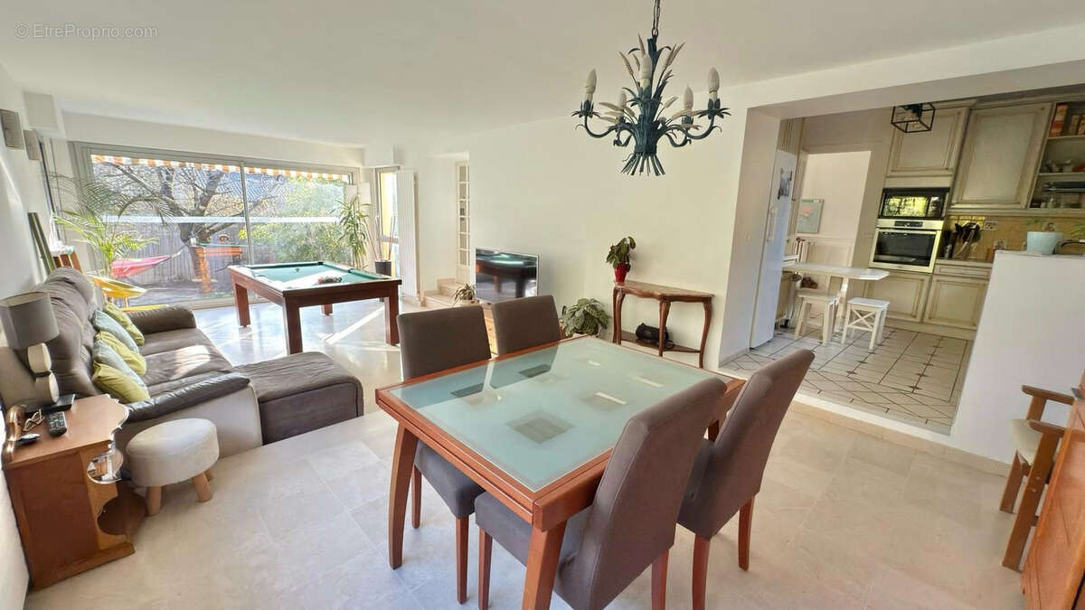 Maison à SAINT-GRATIEN