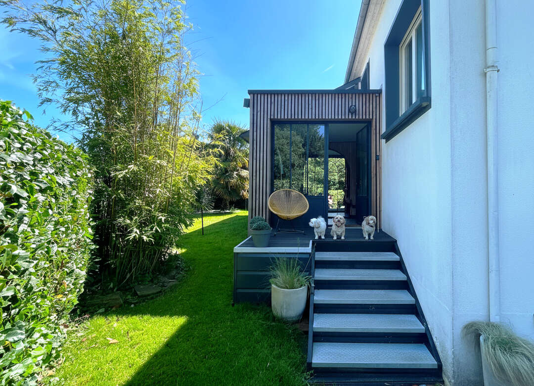 Maison à MONTFORT-SUR-MEU