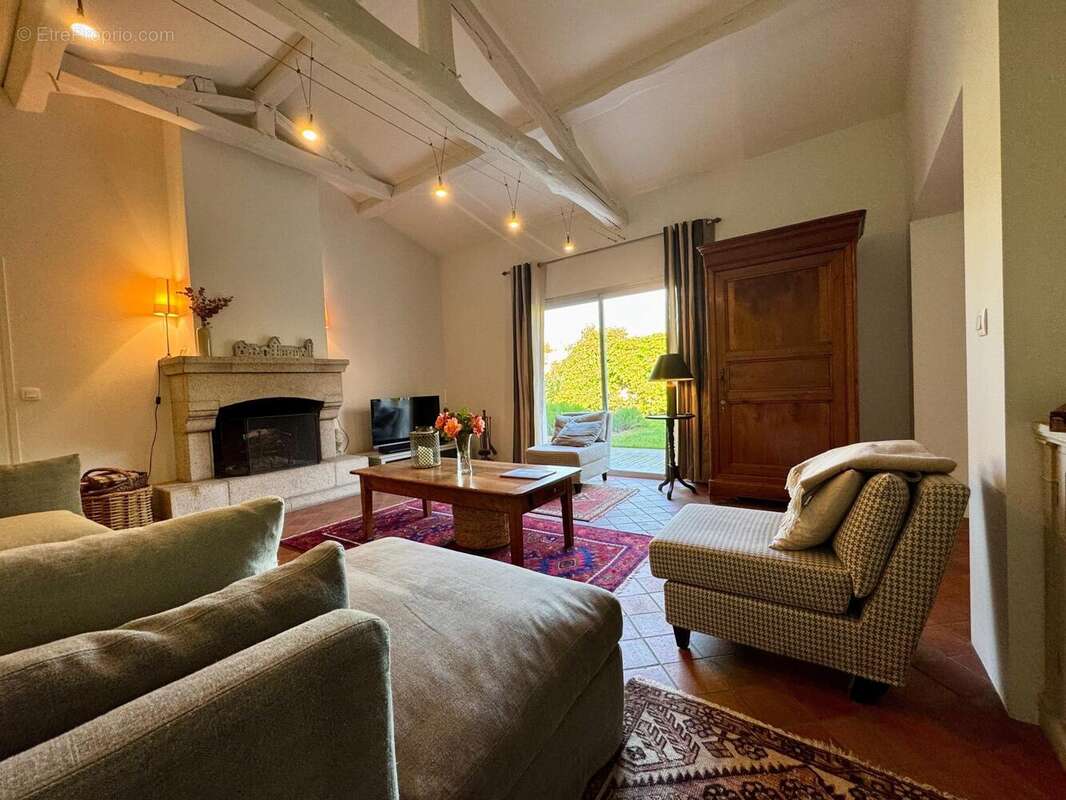 Photo 5 - Commerce à MONTAIGU