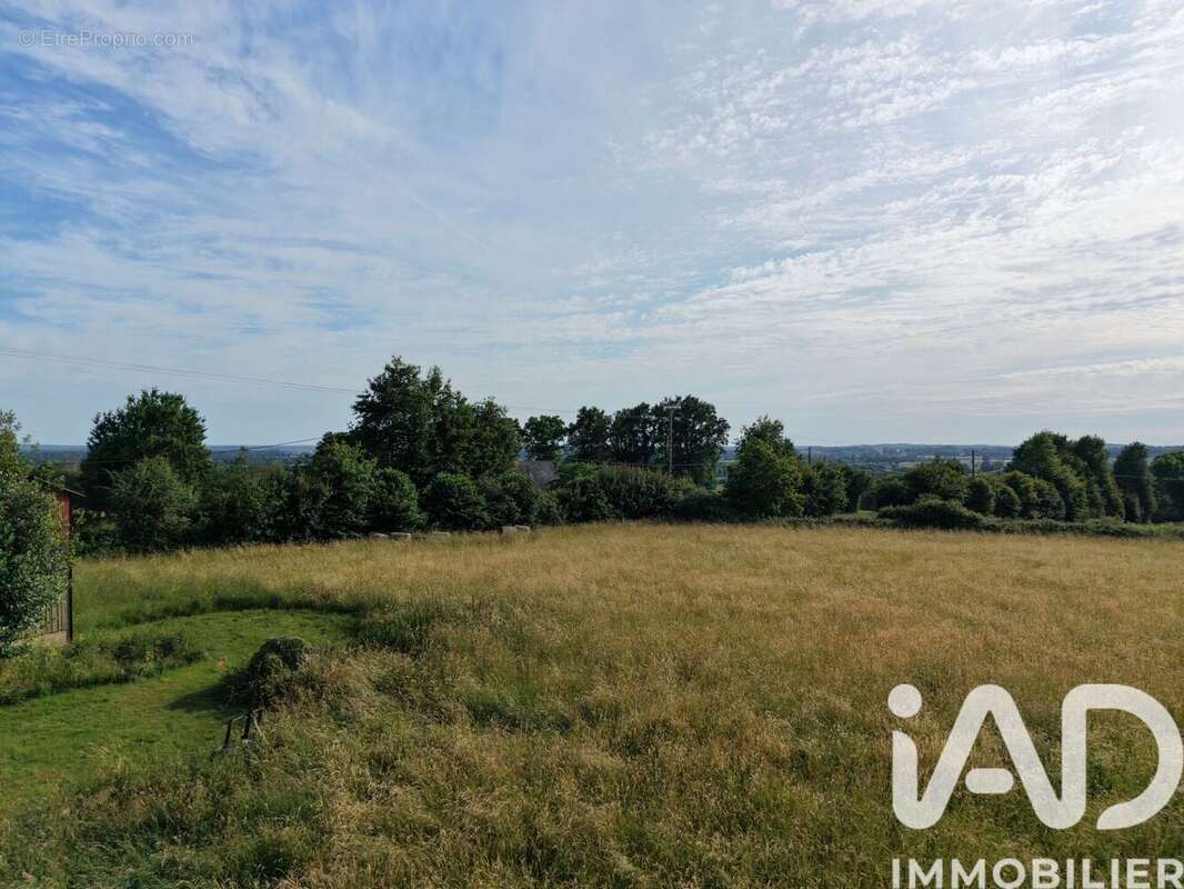 Terrain 1268 m² à Rouillon  - photo 2