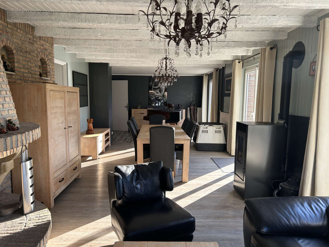 MAISON D'ARCHITECTE BÂTIE 3914 M2 à acheter 229500 € Semi-plain individuel 5 chambres- ssol com - photo 20