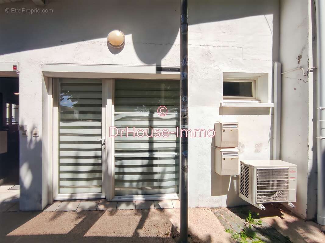 Commerce à SAINT-MARTIN-DE-SEIGNANX