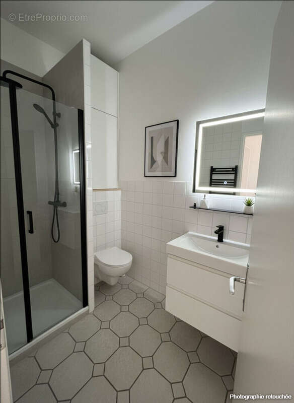 Appartement à MARSEILLE-4E