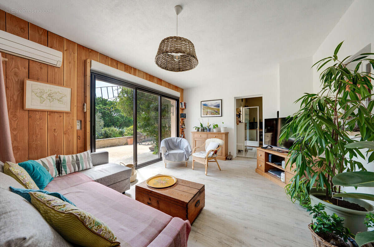 Maison à LAURIS