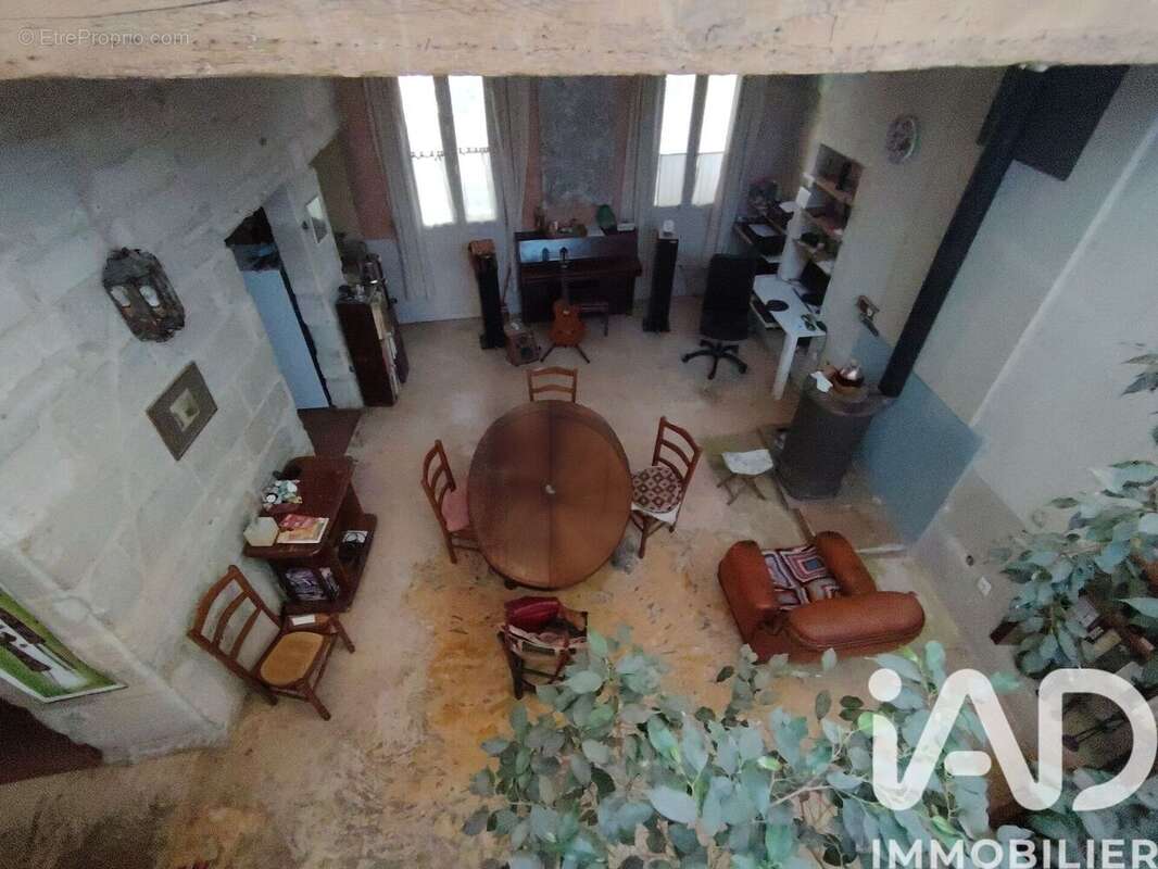 Maison 160 m² à Aramon  - photo 4
