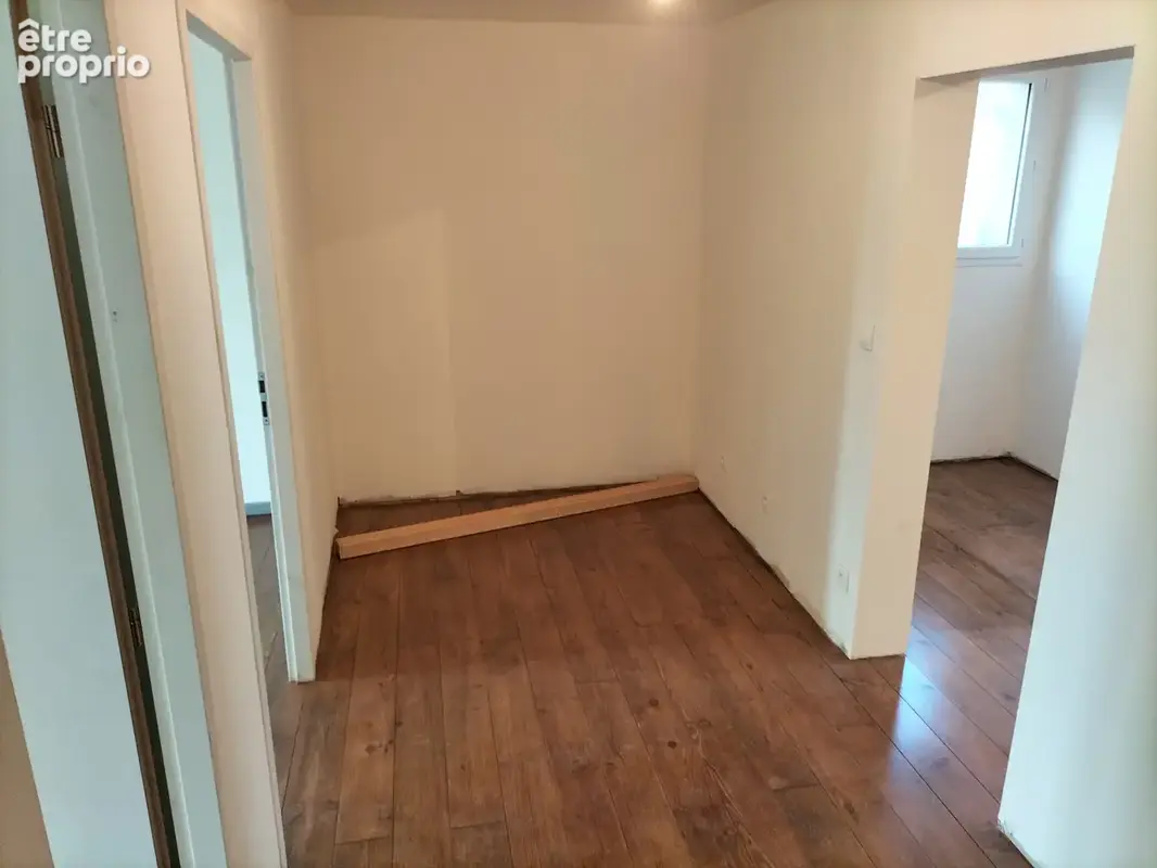 maison d'habitation spacieuse idéal pour petite famille , rénovation de qualité,  quartier calme - photo 16