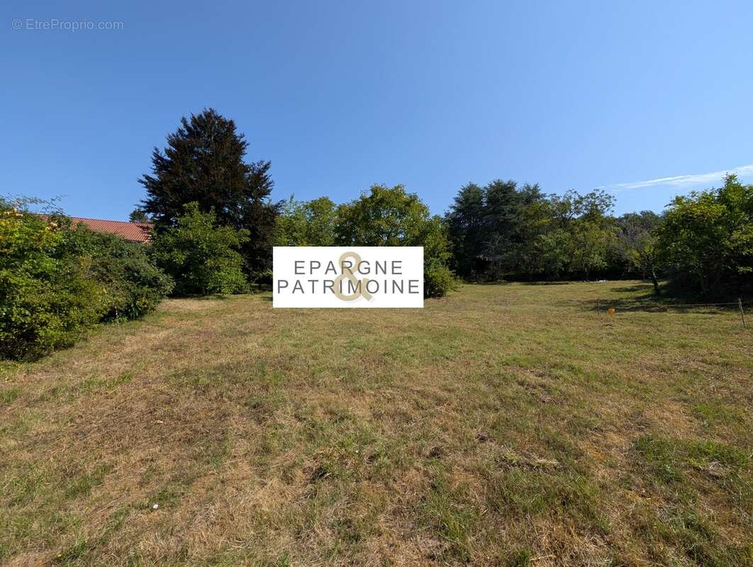 n°2 - Terrain à PANOSSAS