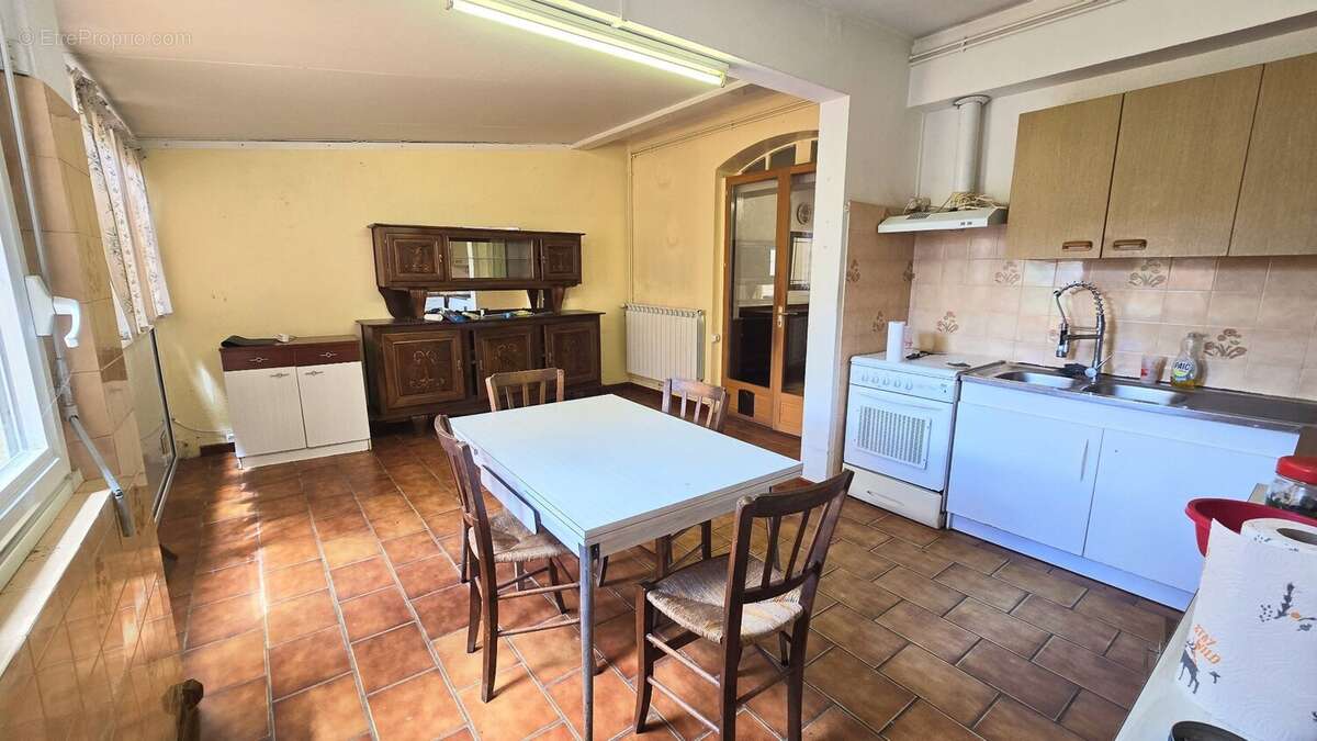 Maison de caractère avec jardin et grand garage - photo 6