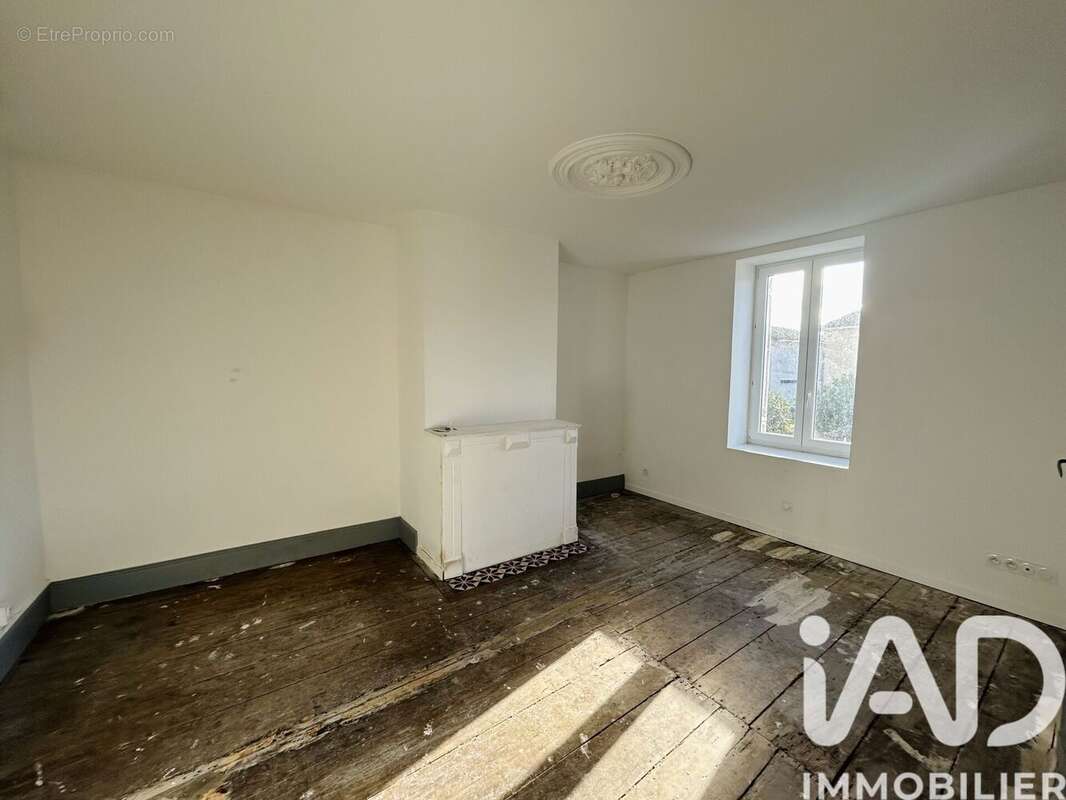 Photo 9 - Maison à LAVARDAC