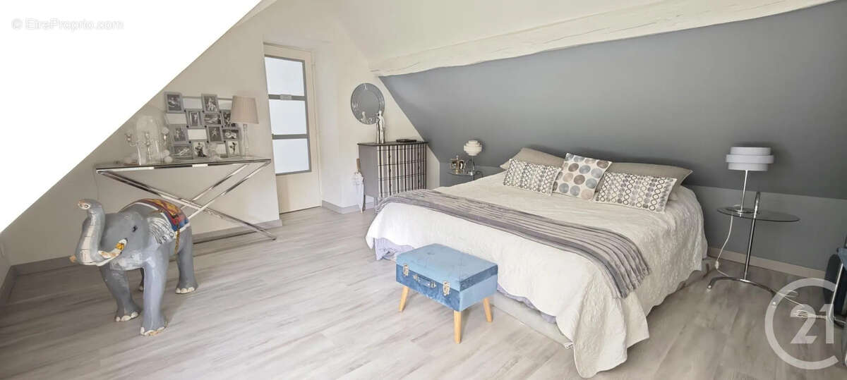 Maison à BROU