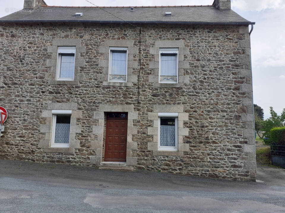 Maison à TRESSIGNAUX