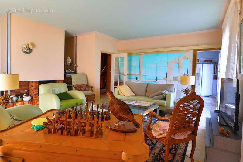 Maison à SAINT-BARTHELEMY-DE-VALS