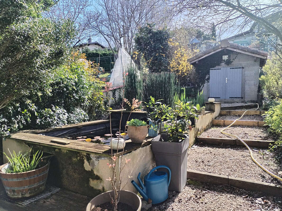 Maison à MONDONVILLE