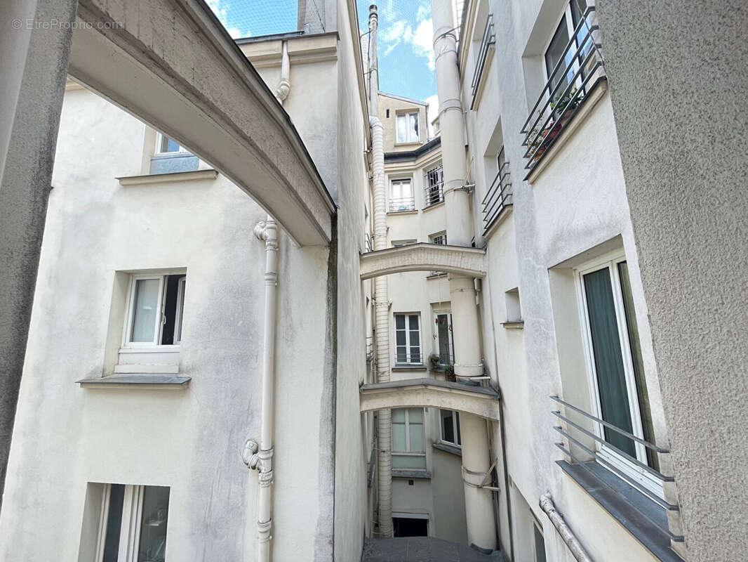 Appartement à PARIS-9E