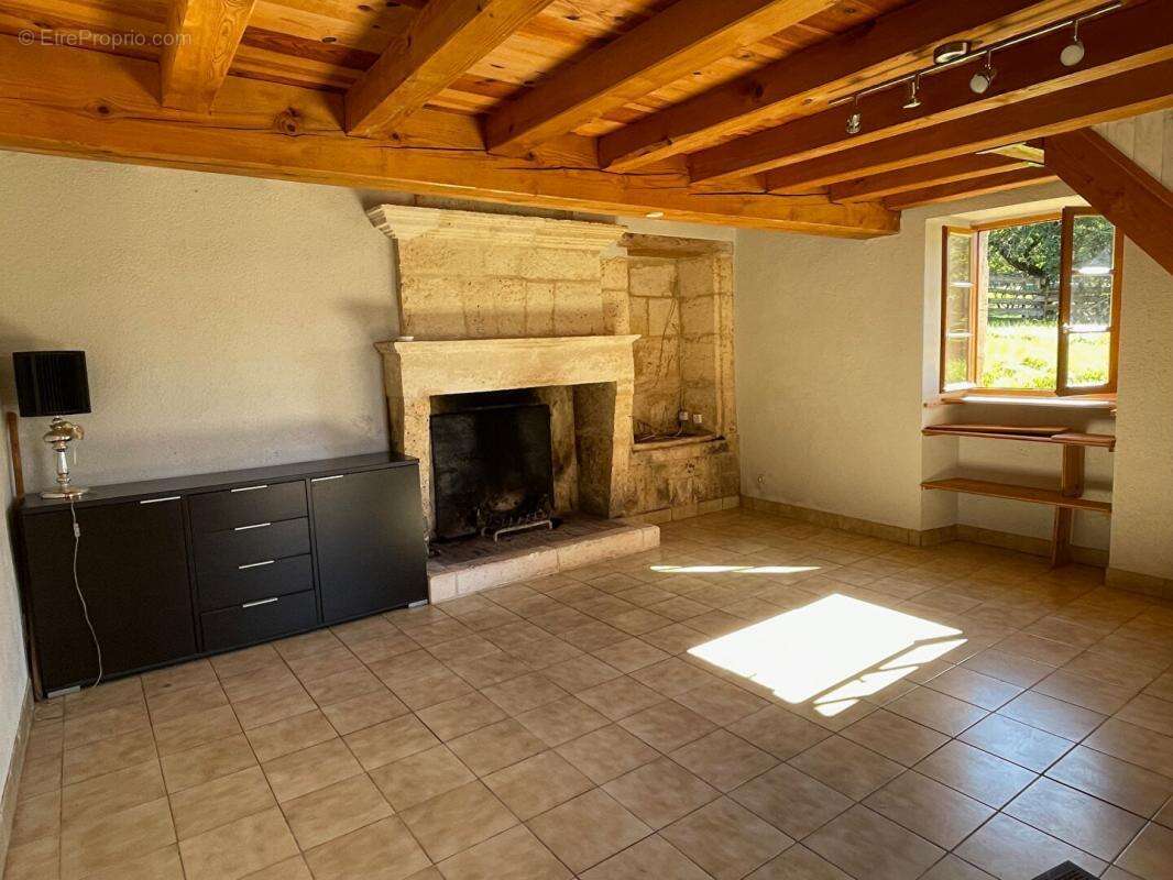 Maison en pierre  4 pièce(s) 88 m2 - photo 4